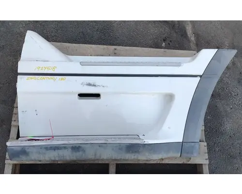 FREIGHTLINER CENTURY CLASS 120 Side Fairing