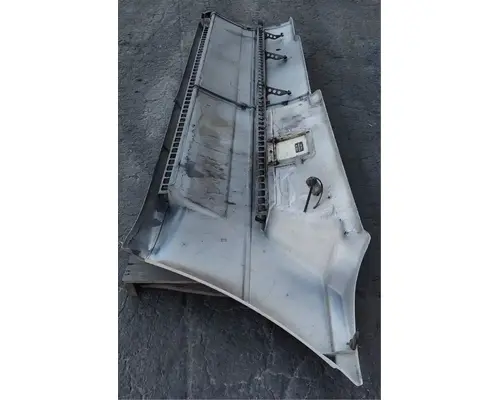 FREIGHTLINER CENTURY CLASS 120 Side Fairing