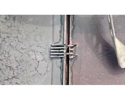 FREIGHTLINER CENTURY CLASS 120 Side Fairing