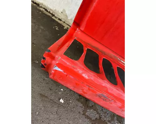 FREIGHTLINER CENTURY CLASS 120 Skirt