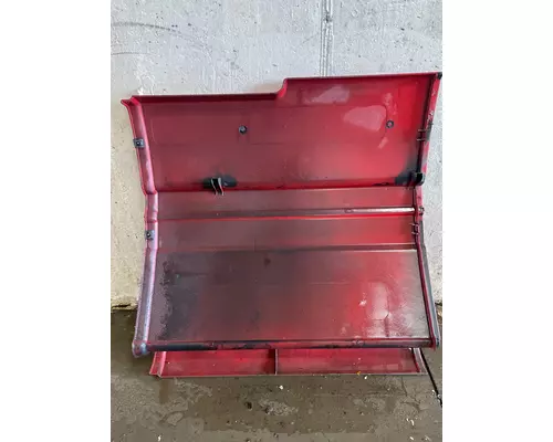 FREIGHTLINER CENTURY CLASS 120 Skirt