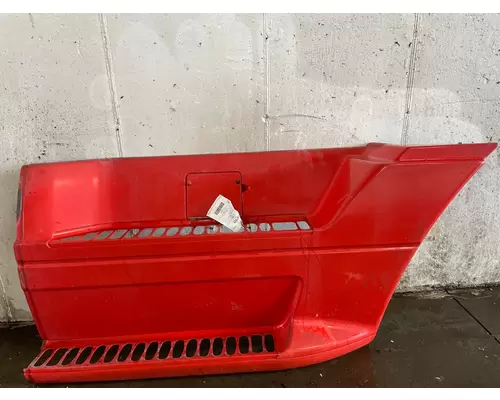 FREIGHTLINER CENTURY CLASS 120 Skirt