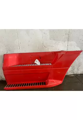 FREIGHTLINER CENTURY CLASS 120 Skirt