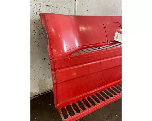 FREIGHTLINER CENTURY CLASS 120 Skirt