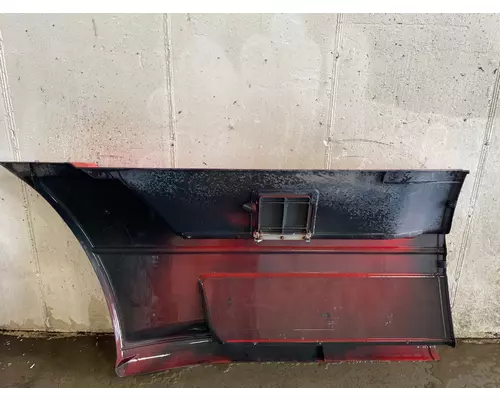 FREIGHTLINER CENTURY CLASS 120 Skirt