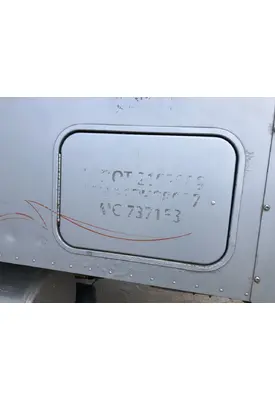 FREIGHTLINER CENTURY CLASS 120 Sleeper