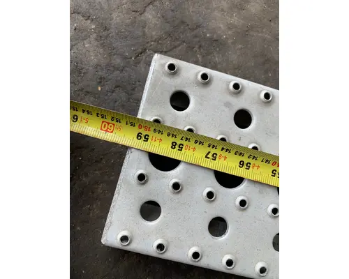 FREIGHTLINER CENTURY CLASS 120 Step