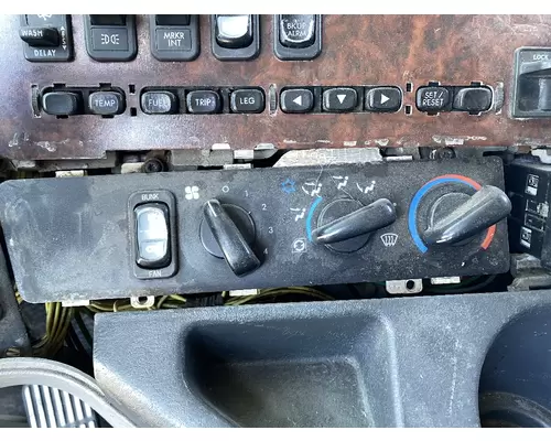 FREIGHTLINER CENTURY CLASS 120 Temperature Control