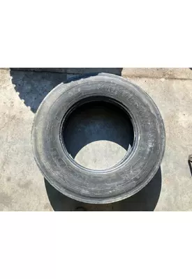 FREIGHTLINER CENTURY CLASS 120 Tires