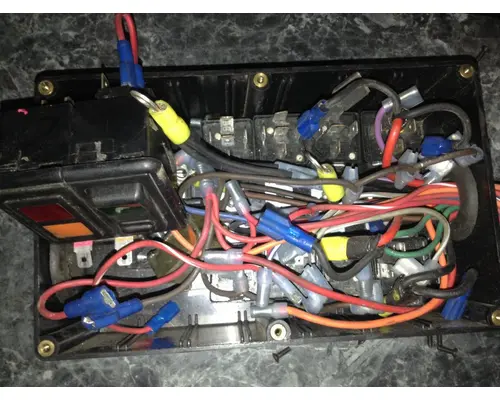 FREIGHTLINER CENTURY CLASS 120 Truck Equipment, APU (Auxiliary Power Unit)