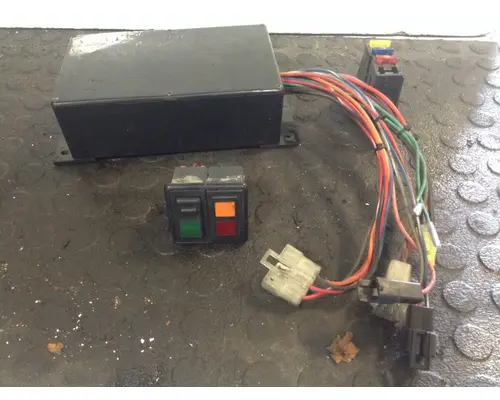 FREIGHTLINER CENTURY CLASS 120 Truck Equipment, APU (Auxiliary Power Unit)