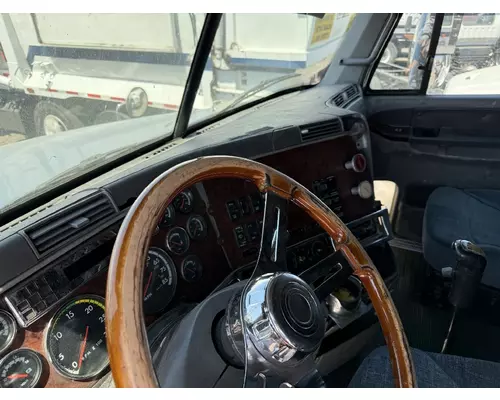 FREIGHTLINER CENTURY CLASS 120 Vehicle For Sale