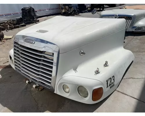 FREIGHTLINER CENTURY CLASS Hood