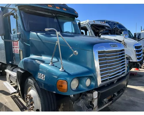 FREIGHTLINER CENTURY CLASS Hood