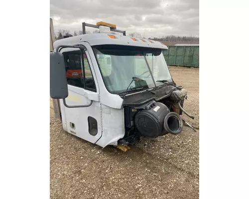 FREIGHTLINER CENTURY Cab Cut