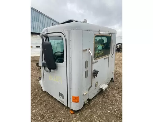 FREIGHTLINER CENTURY Cab Cut