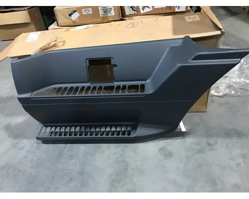 FREIGHTLINER CENTURY FAIRING