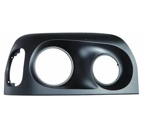 FREIGHTLINER CENTURY HEADLAMP BEZEL
