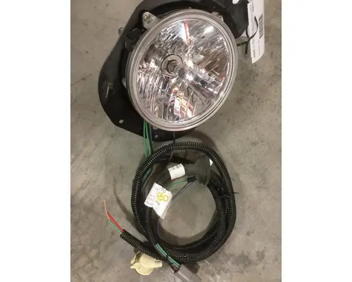 FREIGHTLINER CENTURY HEADLAMP
