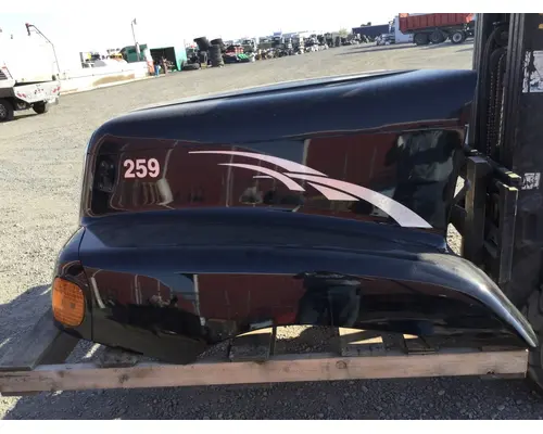 FREIGHTLINER CENTURY HOOD