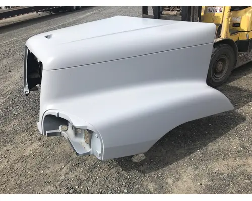 FREIGHTLINER CENTURY HOOD