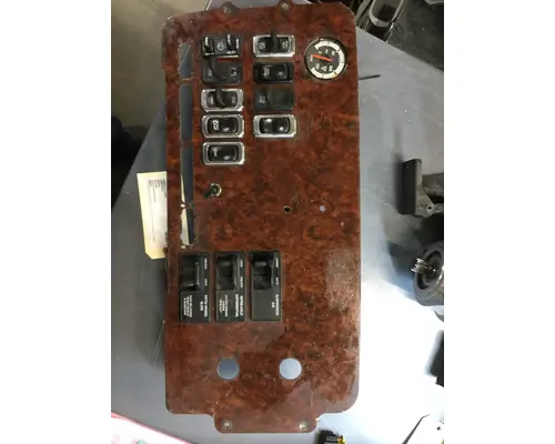 FREIGHTLINER CENTURY INSTRUMENT CLUSTER
