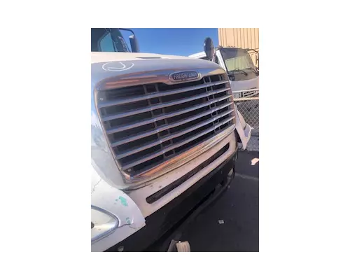 FREIGHTLINER CL120 Columbia Grille