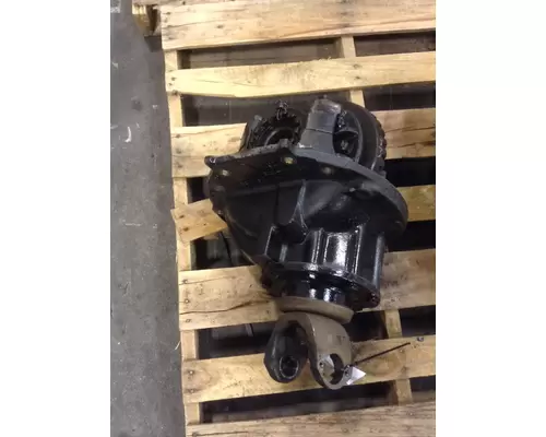 FREIGHTLINER CL120 4653 differential, complete