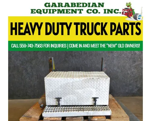 FREIGHTLINER CLASSIC XL Auxiliary Power Unit