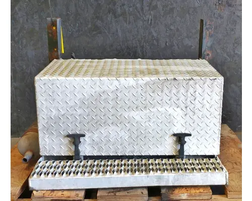 FREIGHTLINER CLASSIC XL Auxiliary Power Unit