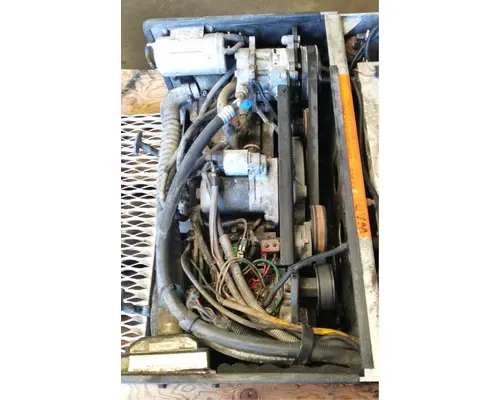 FREIGHTLINER CLASSIC XL Auxiliary Power Unit