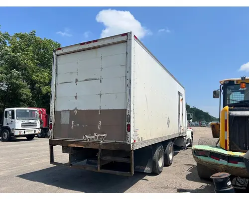 FREIGHTLINER CLASSIC XL Complete Vehicle