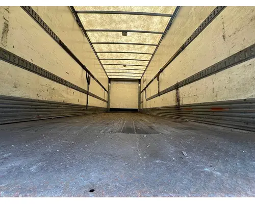 FREIGHTLINER CLASSIC XL Complete Vehicle
