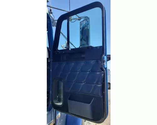 FREIGHTLINER CLASSIC XL Door Assembly, Front