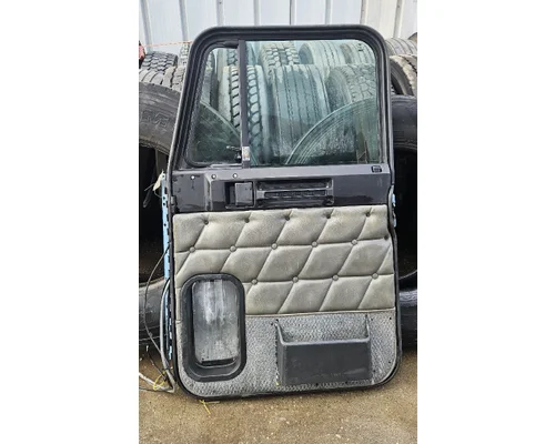 FREIGHTLINER CLASSIC XL Door Assembly, Front