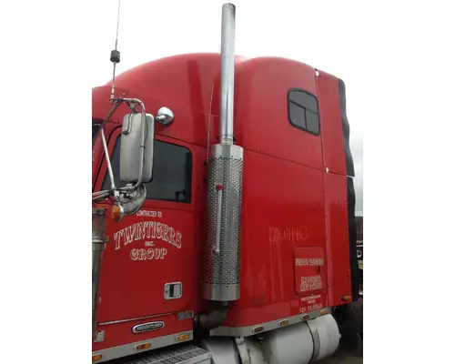 FREIGHTLINER CLASSIC XL Exhaust Stack