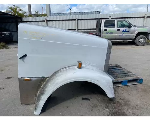 FREIGHTLINER CLASSIC XL Hood