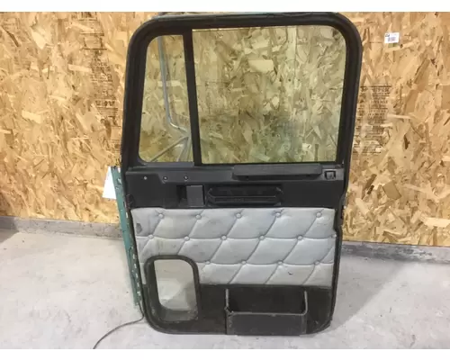 FREIGHTLINER CLASSIC Door Assembly, Front