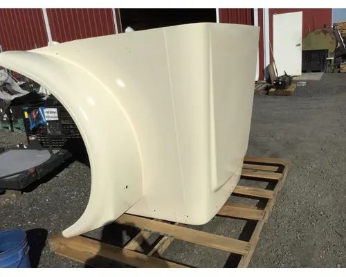 FREIGHTLINER CLASSIC HOOD