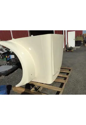 FREIGHTLINER CLASSIC HOOD