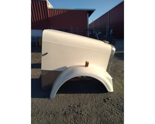 FREIGHTLINER CLASSIC HOOD