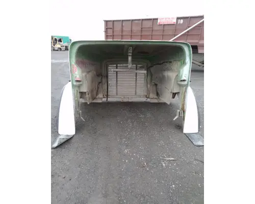 FREIGHTLINER CLASSIC HOOD