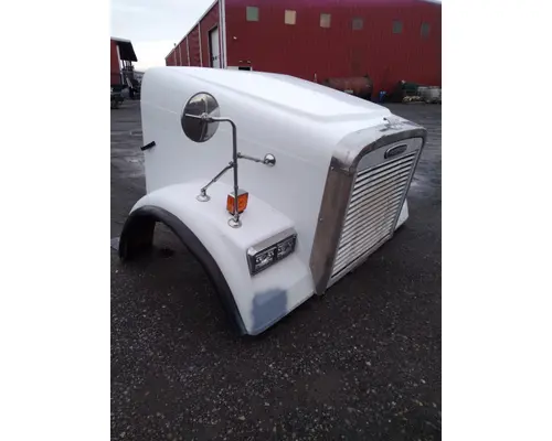 FREIGHTLINER CLASSIC HOOD