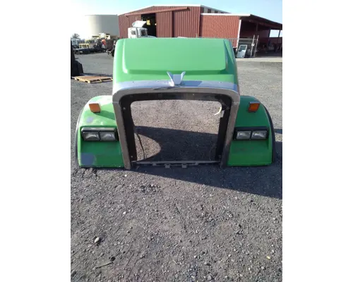 FREIGHTLINER CLASSIC HOOD