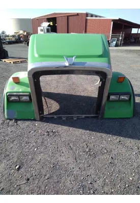 FREIGHTLINER CLASSIC HOOD