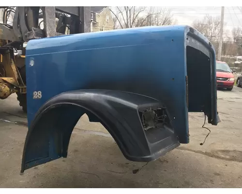 FREIGHTLINER CLASSIC Hood