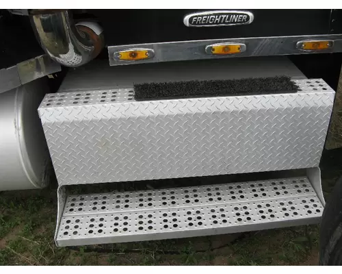 FREIGHTLINER CLASSIC Tool Box