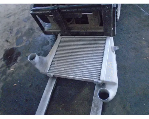 FREIGHTLINER COE_FL1A ChargeAirCooler
