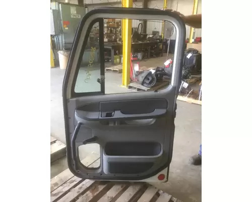 FREIGHTLINER COLUMBIA 112 2001-2011 DOOR ASSEMBLY, FRONT