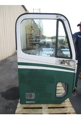 FREIGHTLINER COLUMBIA 112 2001-2011 DOOR ASSEMBLY, FRONT